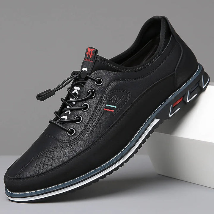 High-quality men's oxford dress shoes, featuring a sophisticated lace-up design for classic business and event wear.