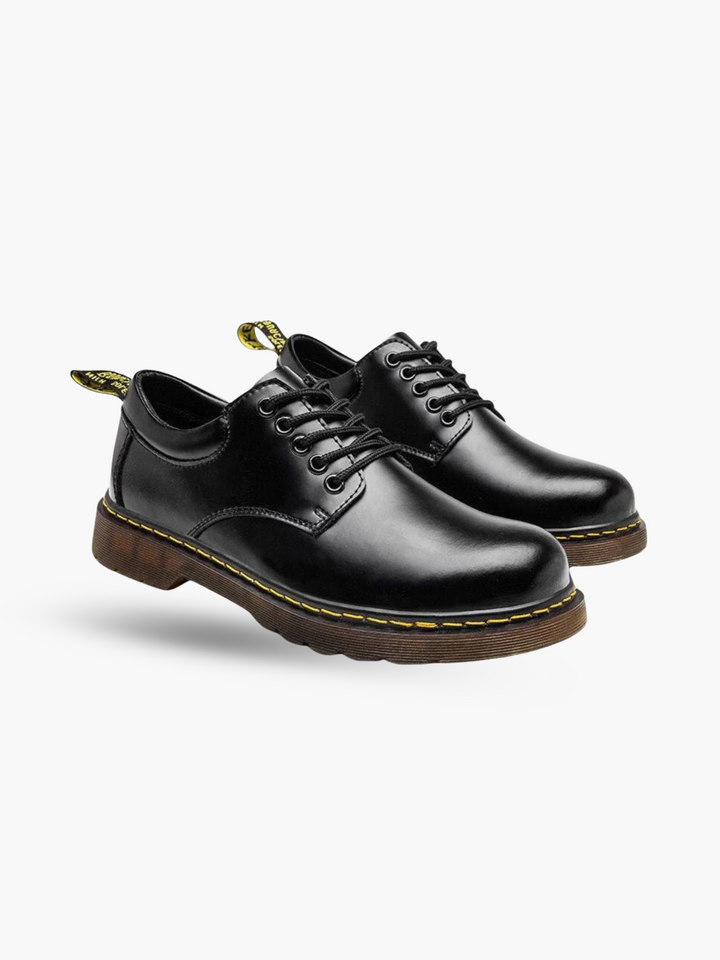 Classic men's brown leather Derby shoes, ideal for everyday wear, office, or smart casual outfits. Versatile lace-up style.