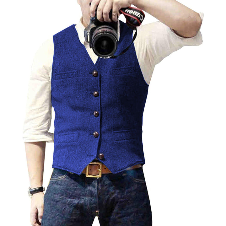 Modern men's stylish denim vest by Mason, ideal for versatile layering in a casual look.