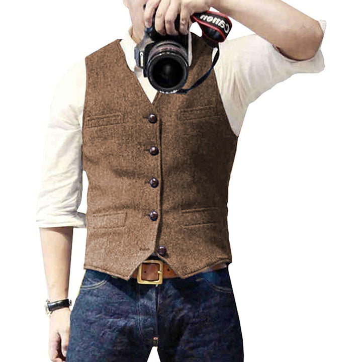 Mason men's classic denim vest, button-up, a stylish and adaptable piece for casual menswear.