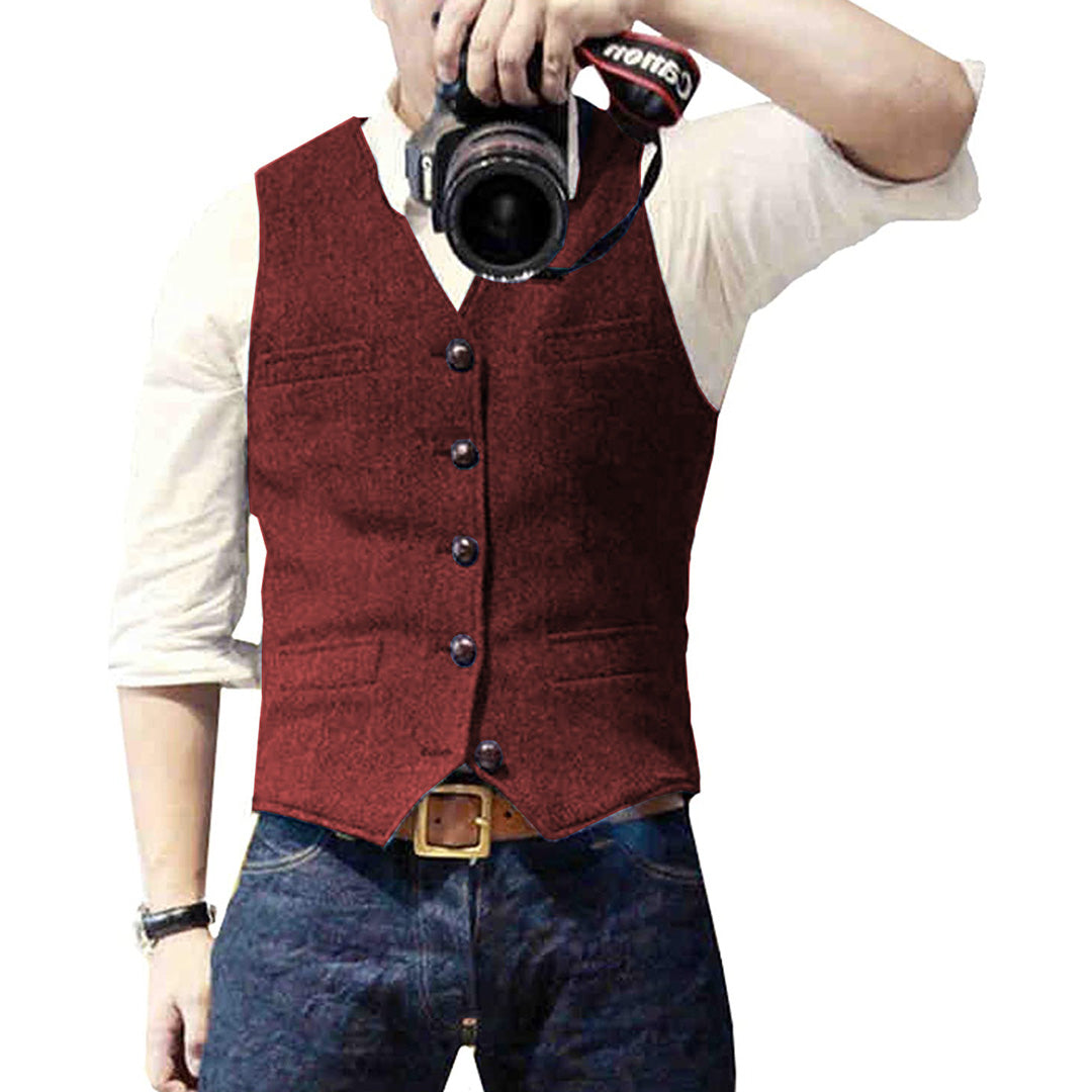 Fashionable men's denim vest, classic design for modern casual styling and versatile layering.