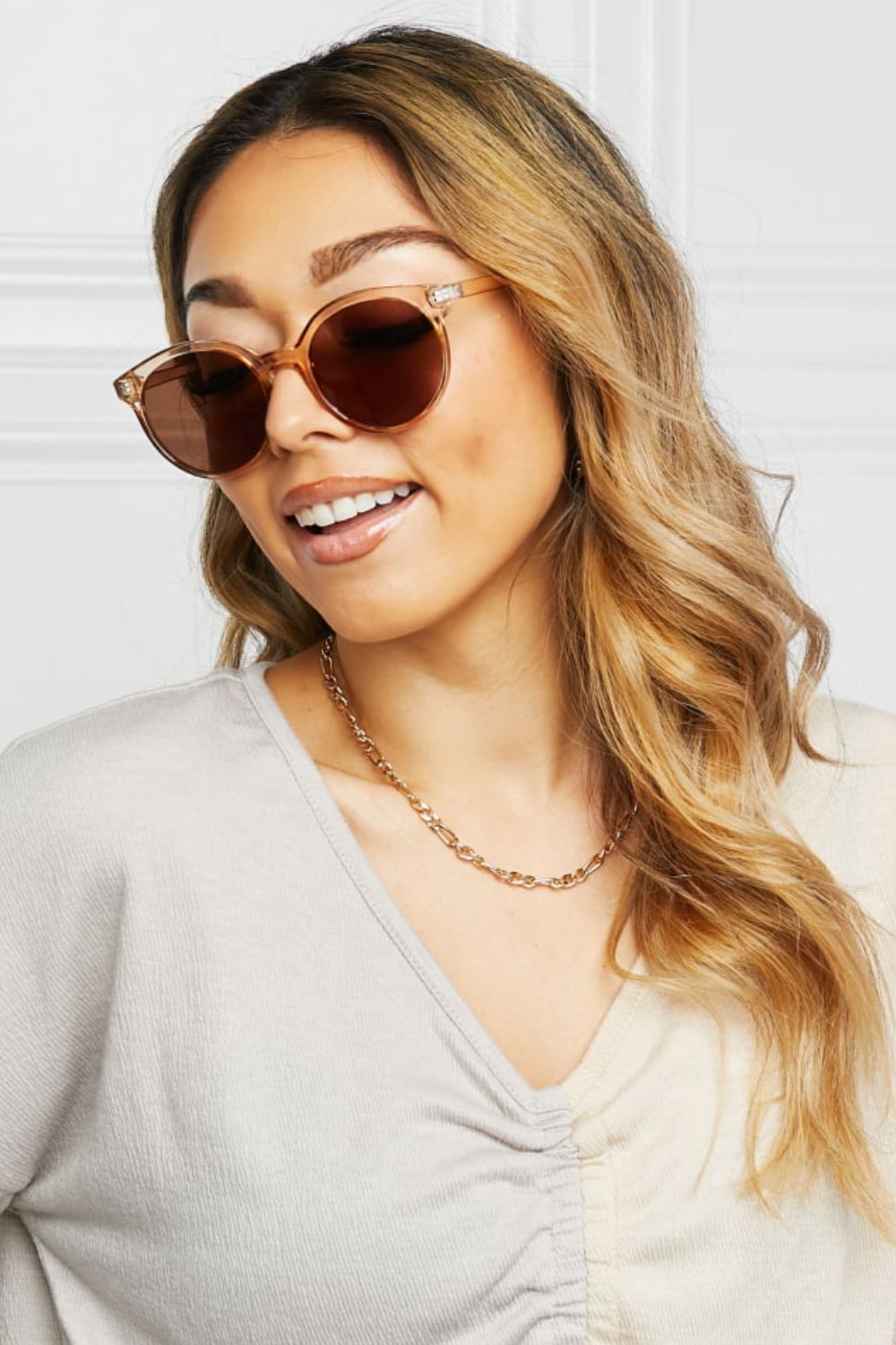 Classic round UV400 sunglasses for women with full sun protection.