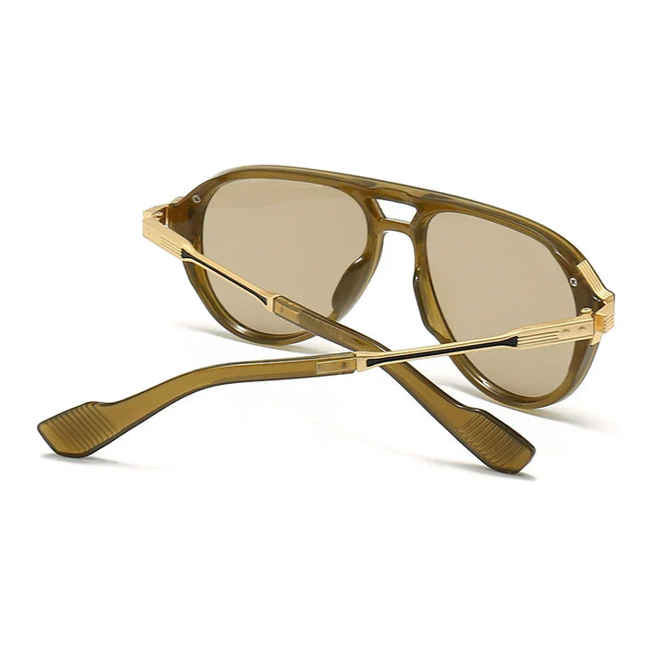 Unisex fashion eyewear: sleek retro aviator sunglasses, perfect accessory.