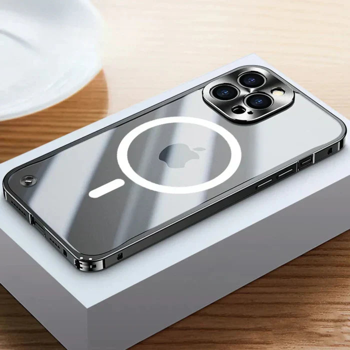 Durable & shockproof iPhone 15 case with MagSafe, featuring transparent SteelGuard protection.