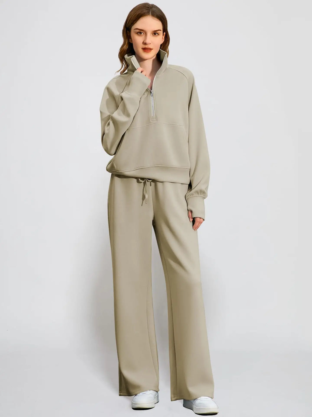 Relax in style with this cozy women's half-zip loungewear set featuring comfortable wide-leg pants.