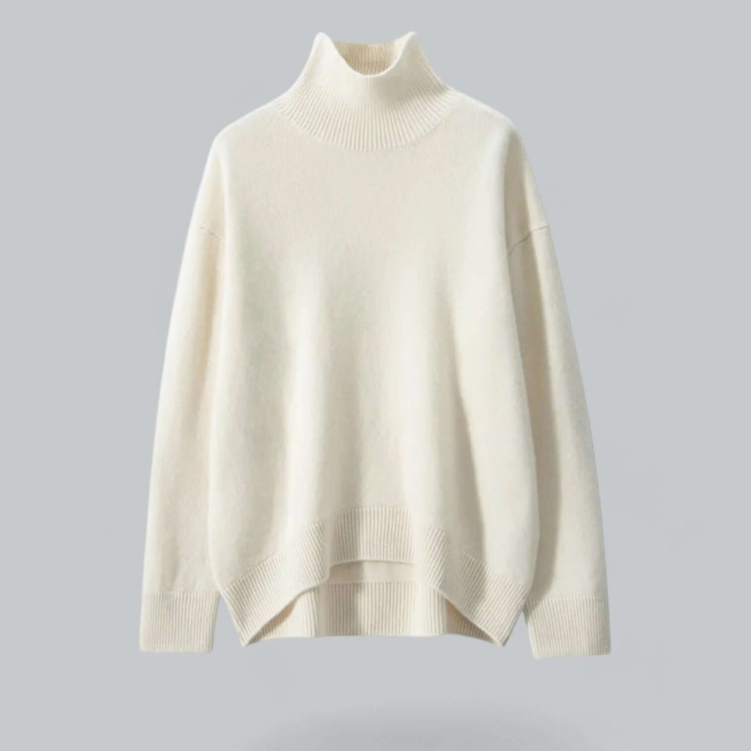 Chic women's knitted roll neck pullover. Elegant long sleeve sweater for cozy winter fashion.
