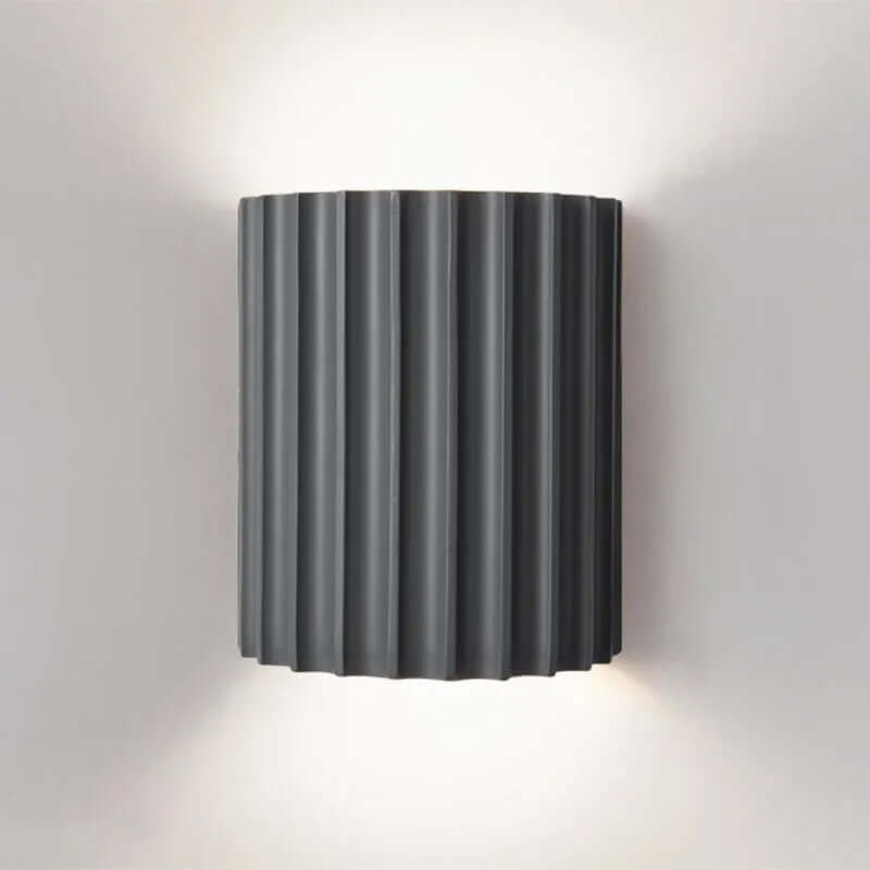Ruffled Resin Wall Lamp