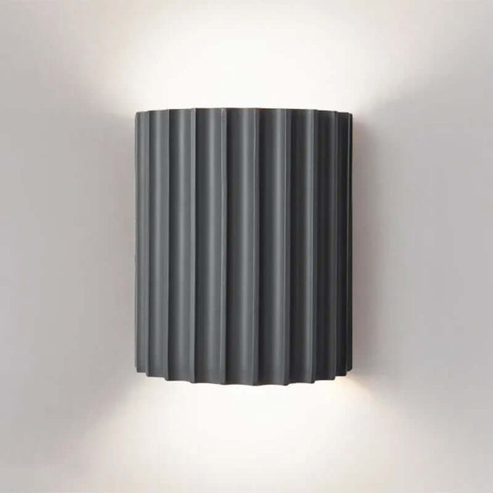 Ruffled Resin Wall Lamp