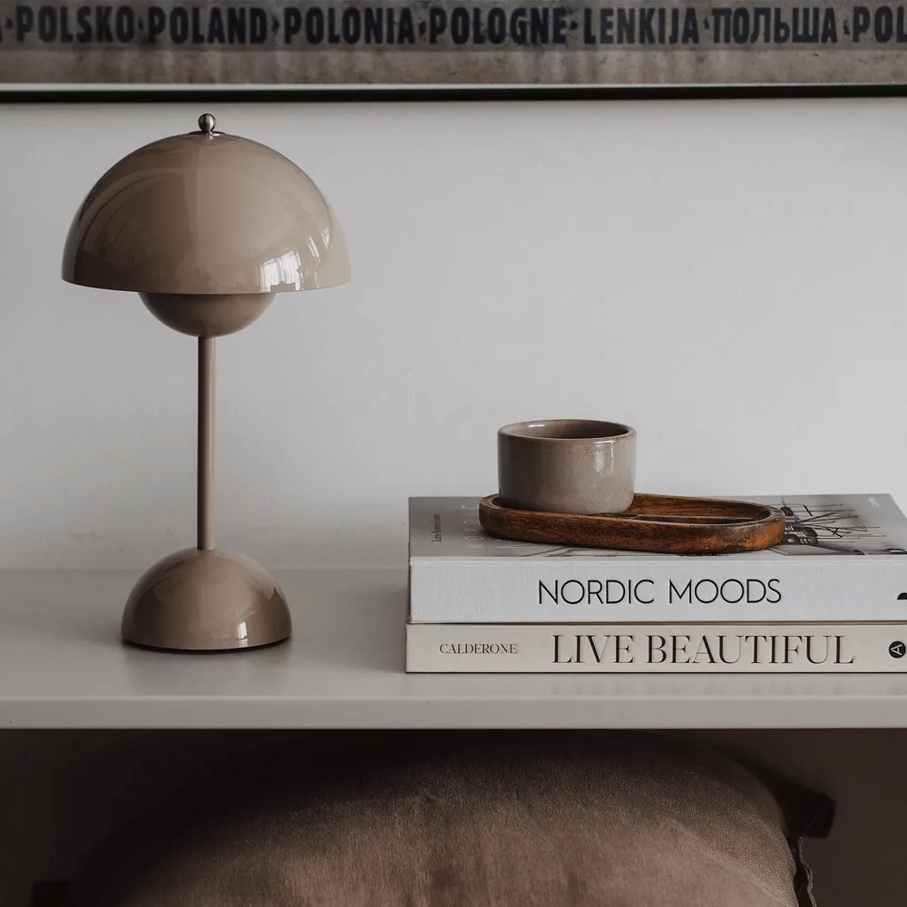 Cordless Dimmable LED Table Lamp