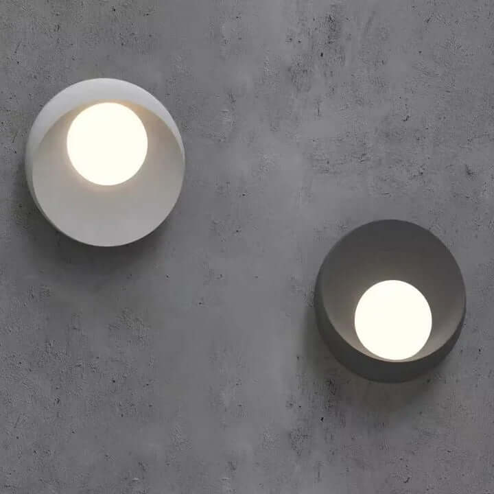Versatile Indoor/Outdoor LED Wall Light