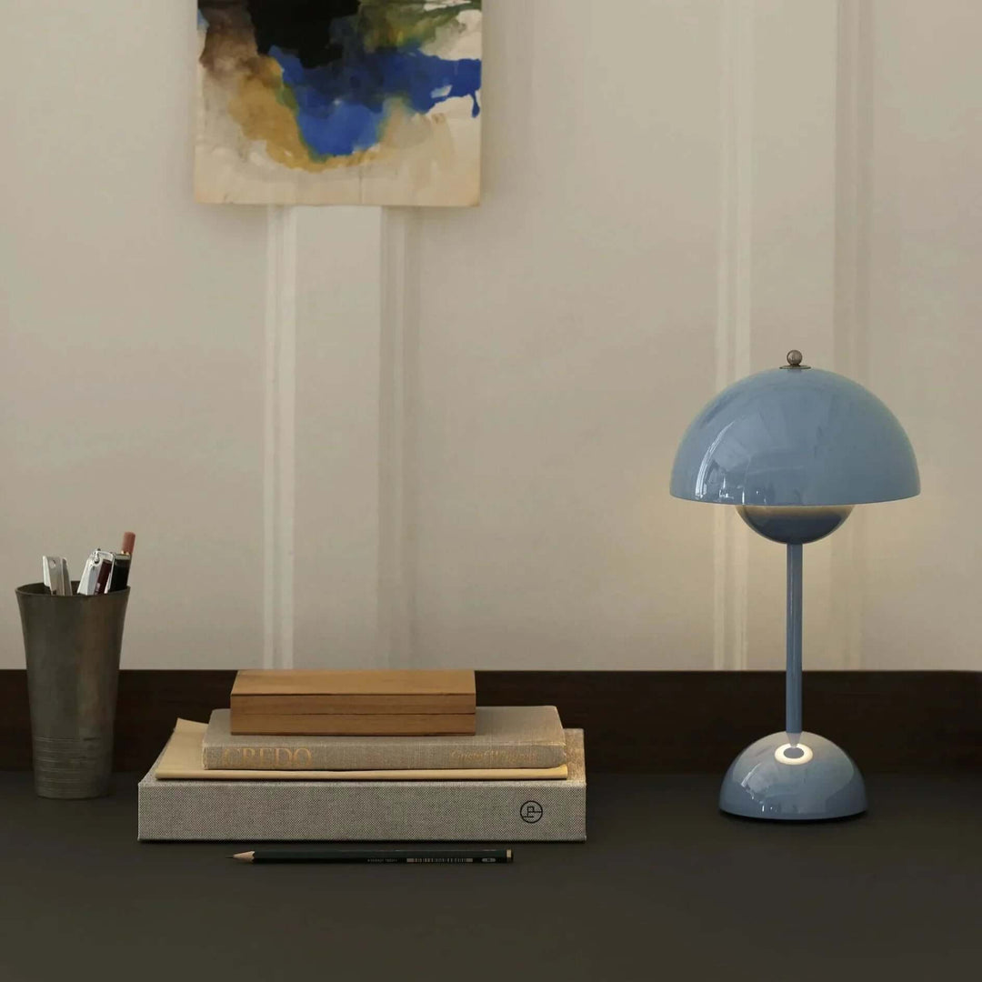 Cordless Dimmable LED Table Lamp