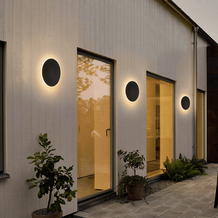 Round Metal LED Outdoor Wall Light