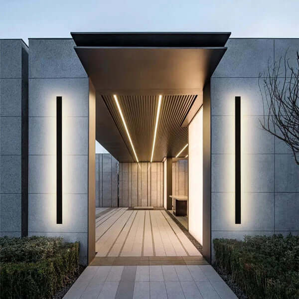 Modern LED Wall Light Fixture - Acrylic & Metal