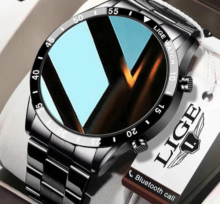 Deluxe smartwatch: elegant design, advanced health monitor & connectivity. A sleek wearable tech.
