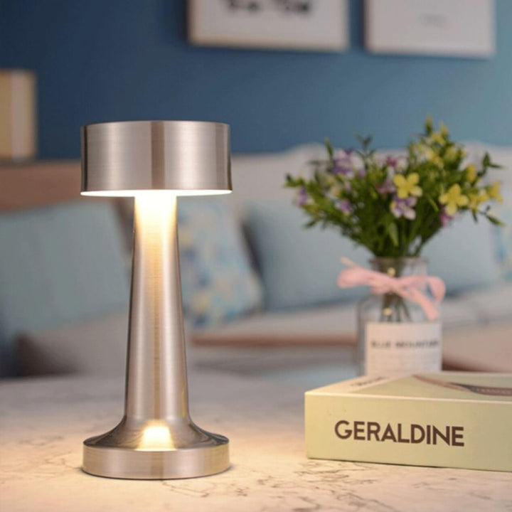 Dimmable LED Table Lamp for Restaurants, Bars & Homes