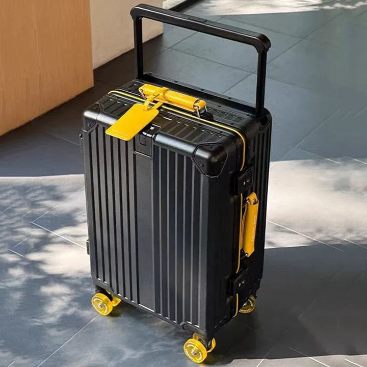 Front view of a Valencia Voyager hardcase, secure zippers & sturdy handle for reliable travel.