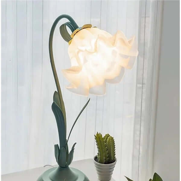 Adjustable Flower Table Lamp