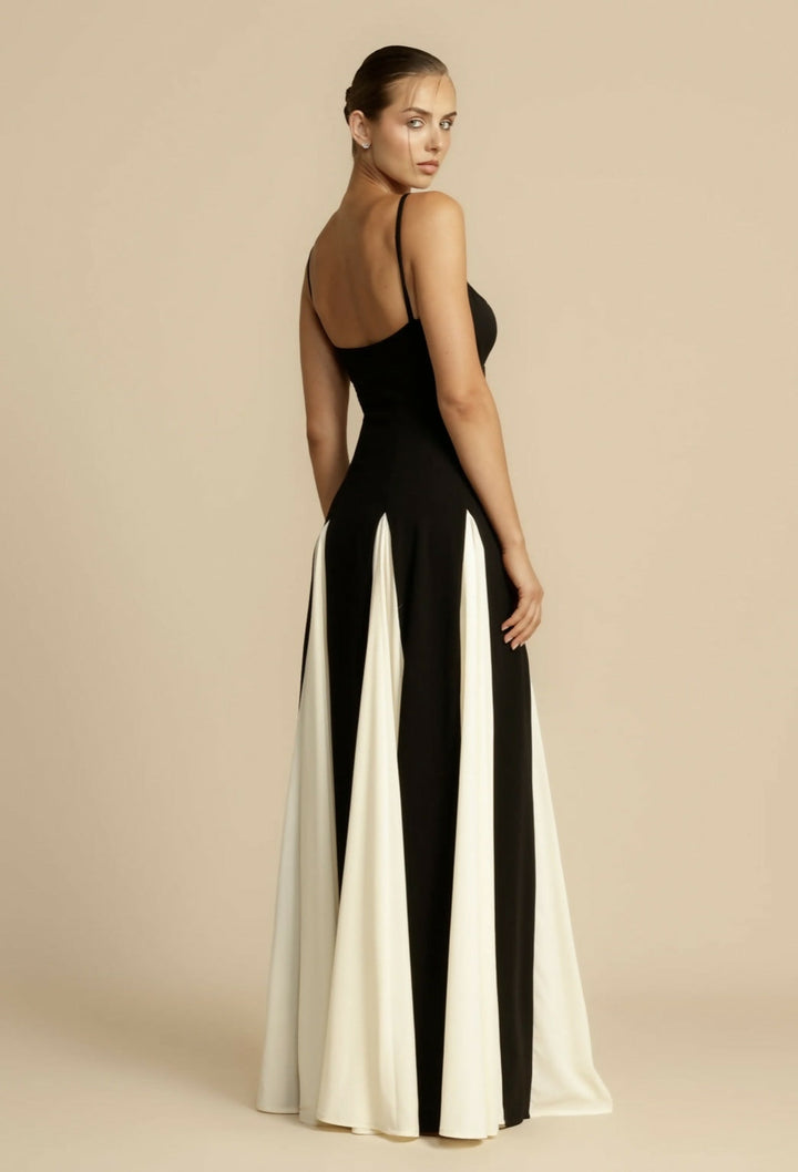 Sophisticated women's A-line formal maxi dress in an elegant style, ideal for evening parties.