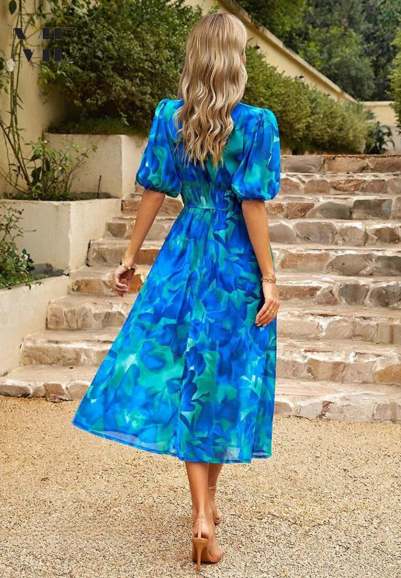 Stylish floral midi dress, women's fashion, puff sleeves, V-neck, elastic waist, summer party.