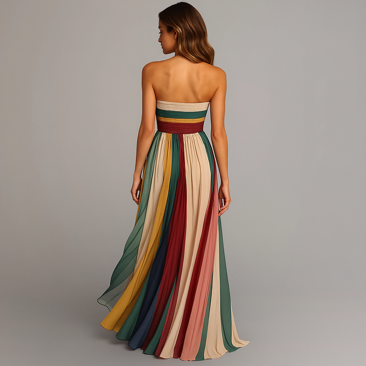 Stylish strapless pleated maxi dress, designed for women seeking elegant comfort and a flowing summer silhouette.