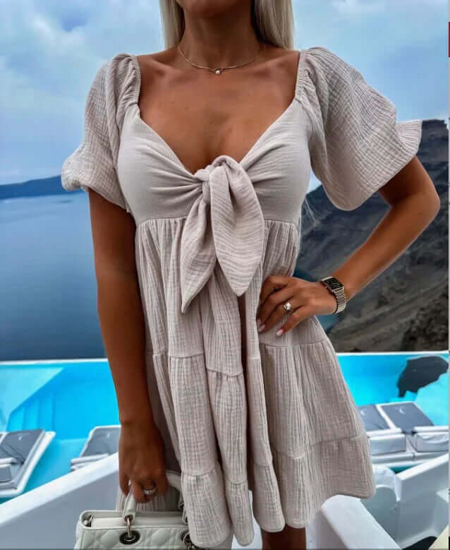 Stylish women's day dress: a lightweight, elegant, flowy summer dress with long sleeves. Great for any casual occasion.