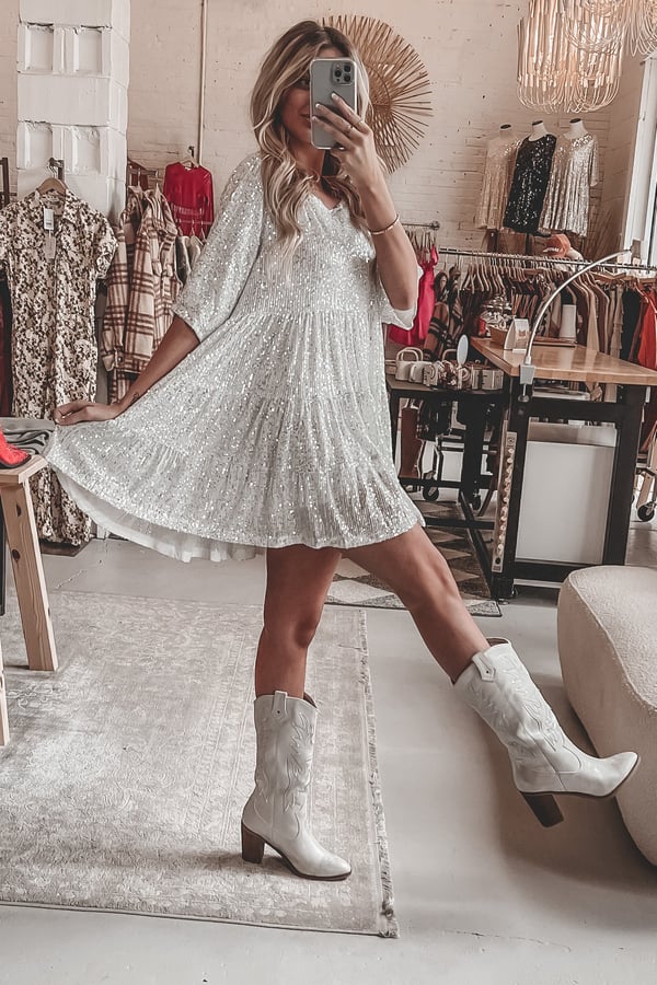 ShimmerFlow A-line sequined evening dress. Women's elegant short glitter party dress for special occasions.