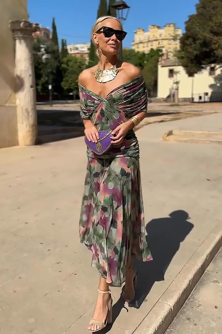 Flowing fantasy print maxi dress for women, elegant V-neck design for parties & special events.