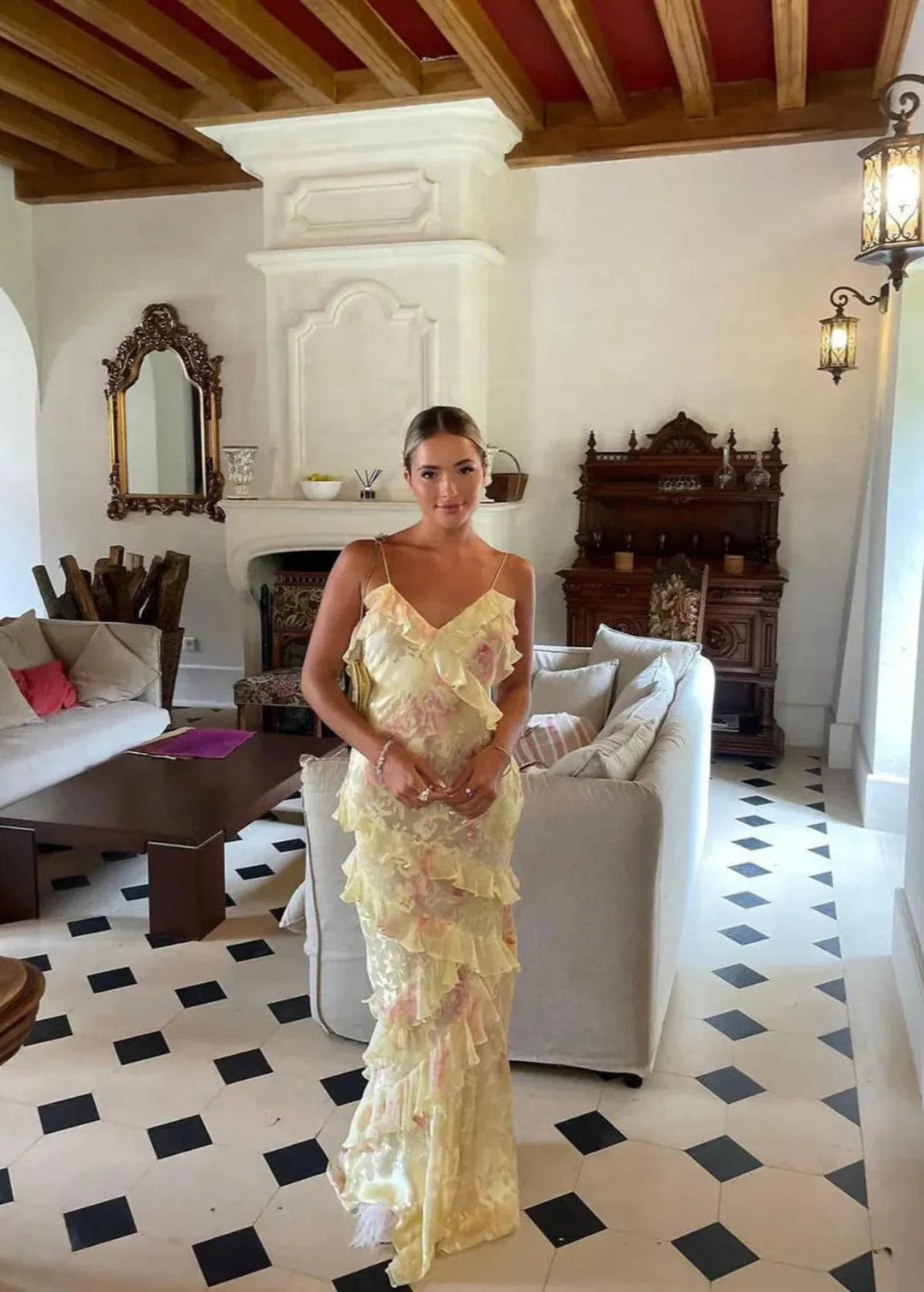 Feminine floral maxi dress for women, flowy and elegant, great for summer vacations.