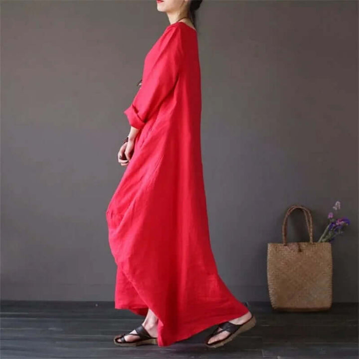 Comfortable women's flowy maxi dress, perfect as a stylish summer dress or relaxed elegant casual wear.