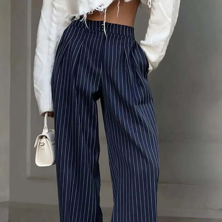 Versatile women's high-waisted striped pants, ideal for casual outfits or dressed-up looks, stylish and comfortable.