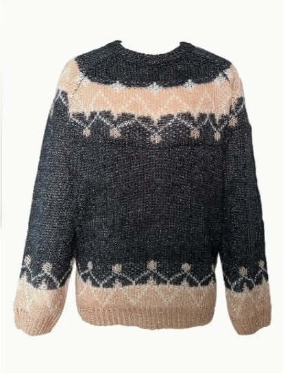 Luxurious women's knitted round neck sweater, elegant long sleeve top for winter fashion.