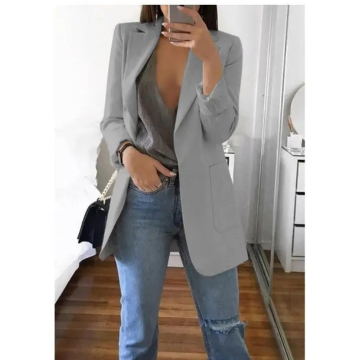Stylish long women's blazer, following fashion trends for elegant ladies fashion & versatile outerwear.