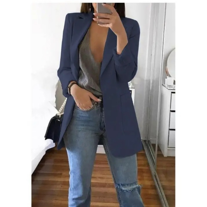 Chic long women's blazer, Valentina style. Elegant & versatile outerwear for modern ladies fashion.