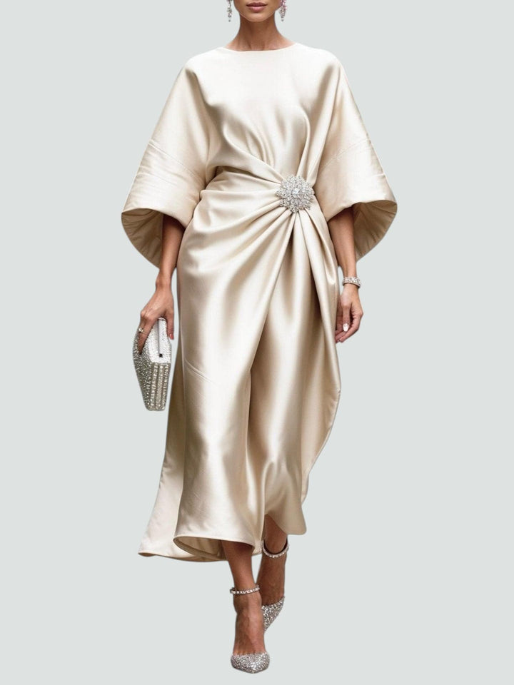 Stylish women's long maxi dress featuring an elegant design, suitable for both formal and casual settings.
