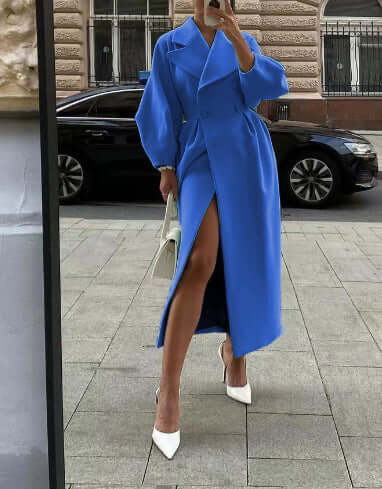 Elegant women's long winter/fall coat with stylish lantern sleeves, perfect outerwear.