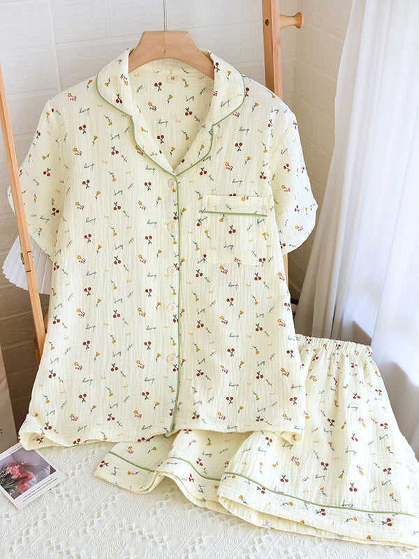 Soft cotton women's summer pyjama set. Luxurious, breathable nightwear designed for ultimate comfort and relaxation.