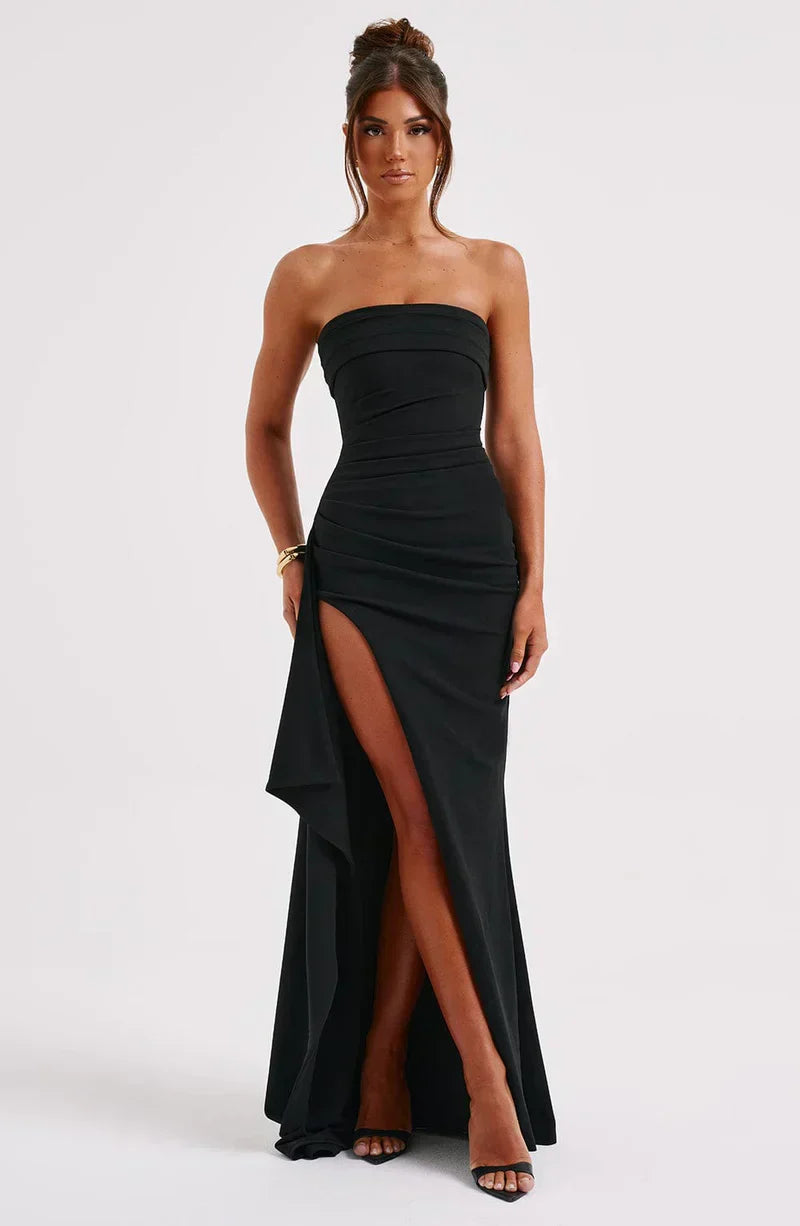 Chic women's off-shoulder long maxi dress, a sophisticated evening gown for elegant formal wear.