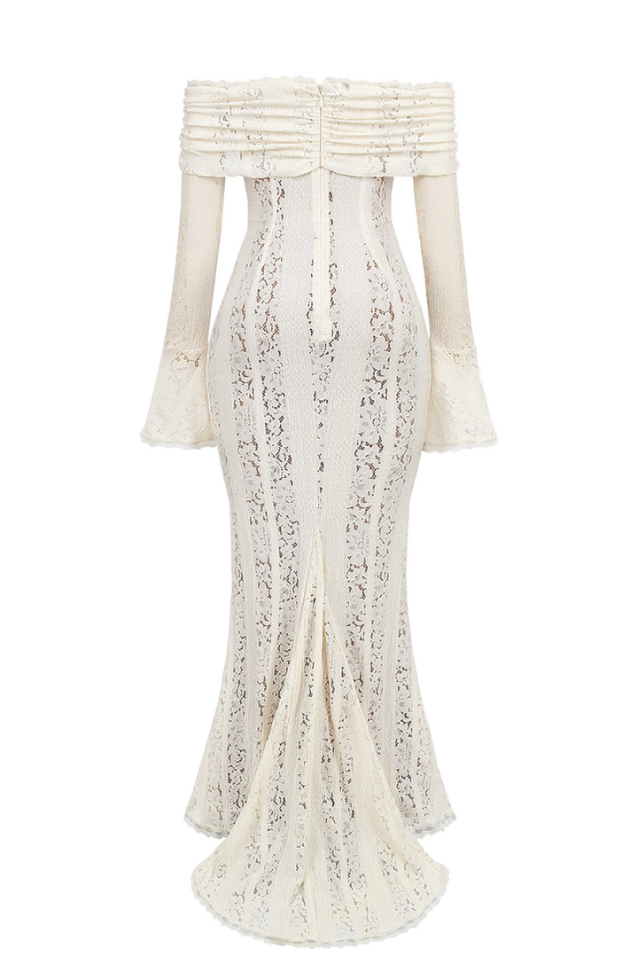Exquisite women's off-shoulder formal maxi dress, a long white evening gown perfect for wedding guests.