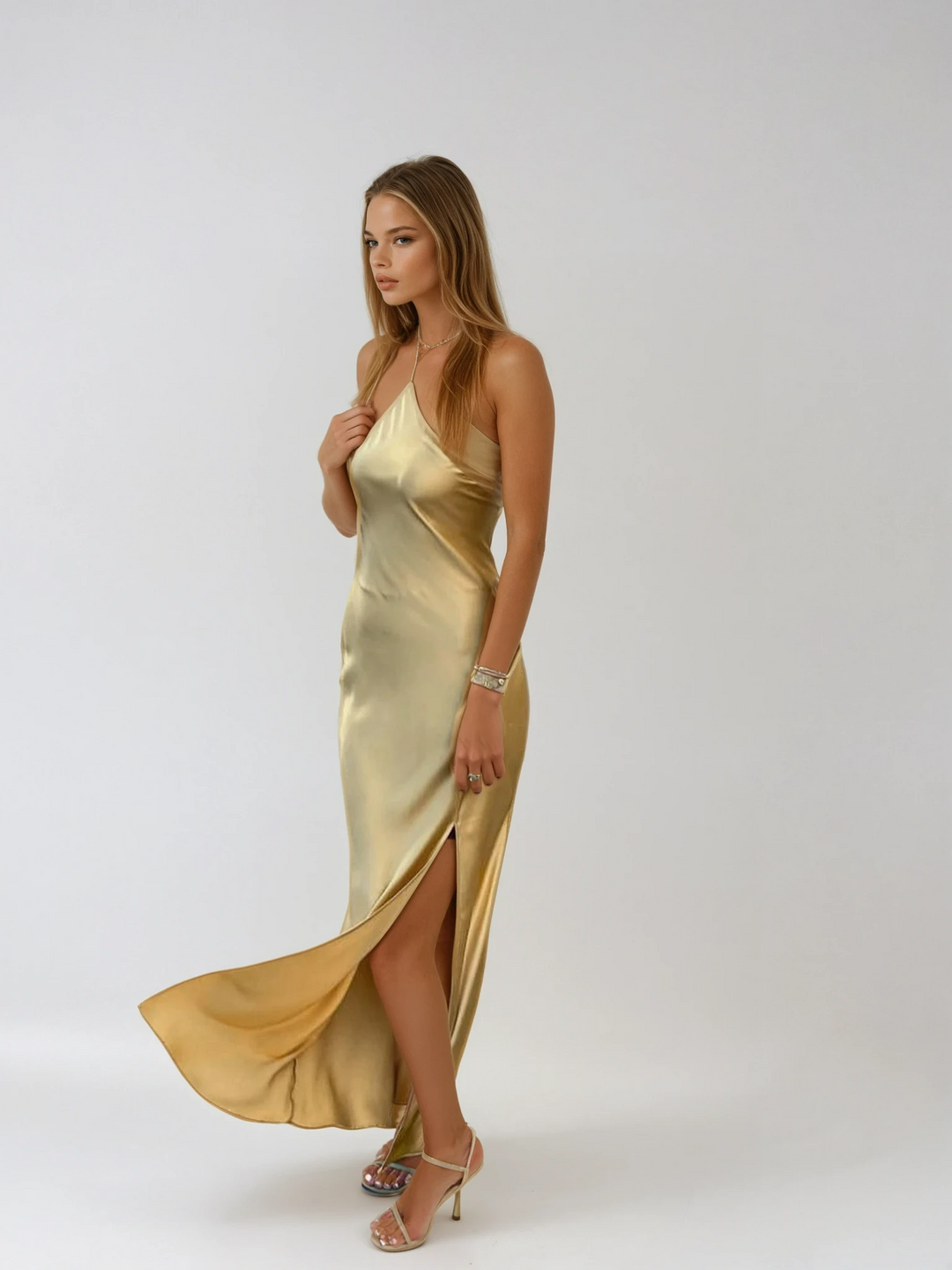 Elegant women's open back maxi dress, perfect for evening wear or wedding guests. Formal special occasion attire.