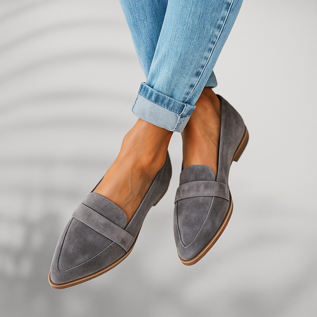 Comfortable women's pointed toe slip-on loafers, professional work shoes for an elegant and refined look.