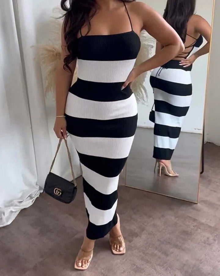 Comfortable women's breathable summer midi dress featuring an elegant floral print, ideal for casual or evening fashion.