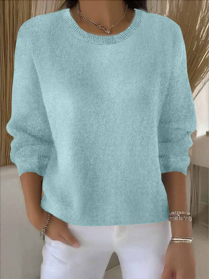 Stylish women's elegant sweater, a sophisticated pullover for cozy autumn & winter comfort.