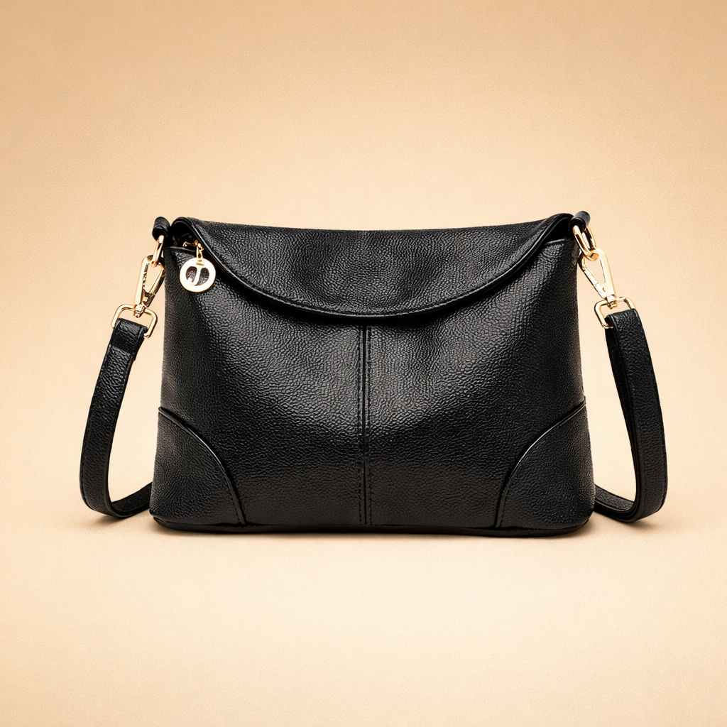 Elegant women's shoulder bag, perfect for everyday use. Stylish and versatile fashion accessory.