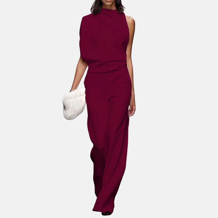Formal women's sleeveless jumpsuit. Stylish wide-leg design, ideal for evening events & special occasions.