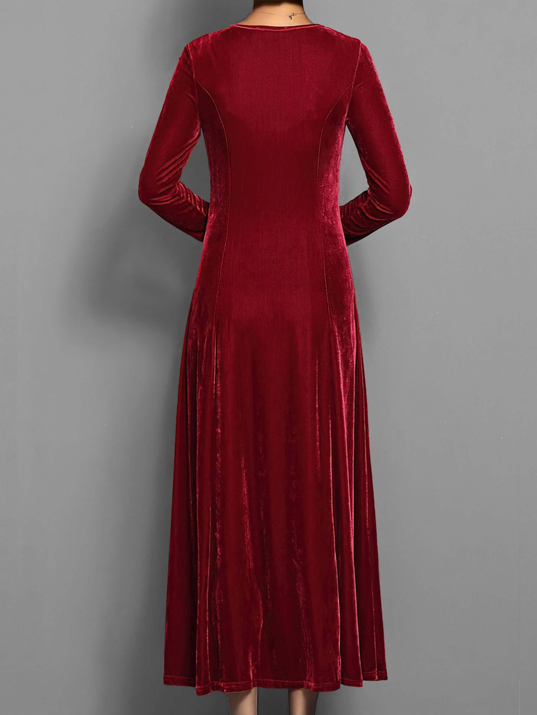 Graceful women's velvet long sleeve midi dress, offering an elegant fit for formal occasions and parties.