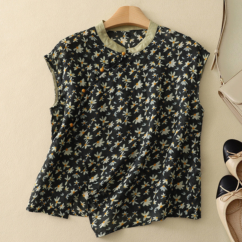 Black women's vintage sleeveless top, elegant and chic, perfect for casual summer fashion or dressing up.