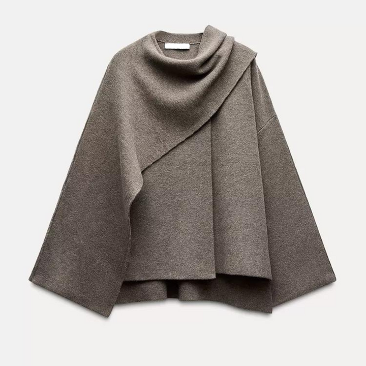 Cozy fall fashion women's winter poncho, a stylish warm wrap & elegant outerwear.
