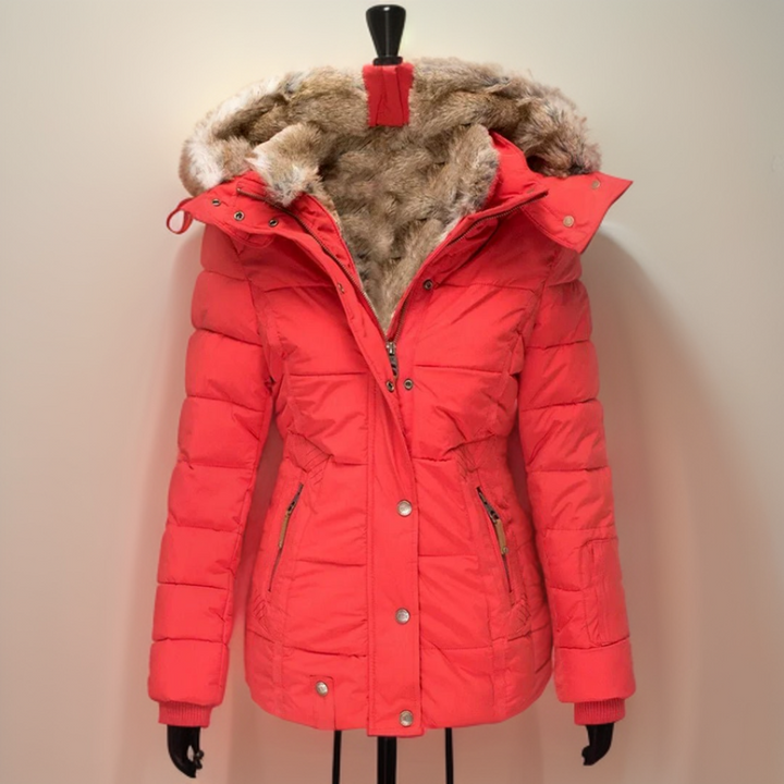 Elegant Elodie women's winter coat, a stylish and warm long-sleeve jacket. Fashionable ladies' outerwear for cold.