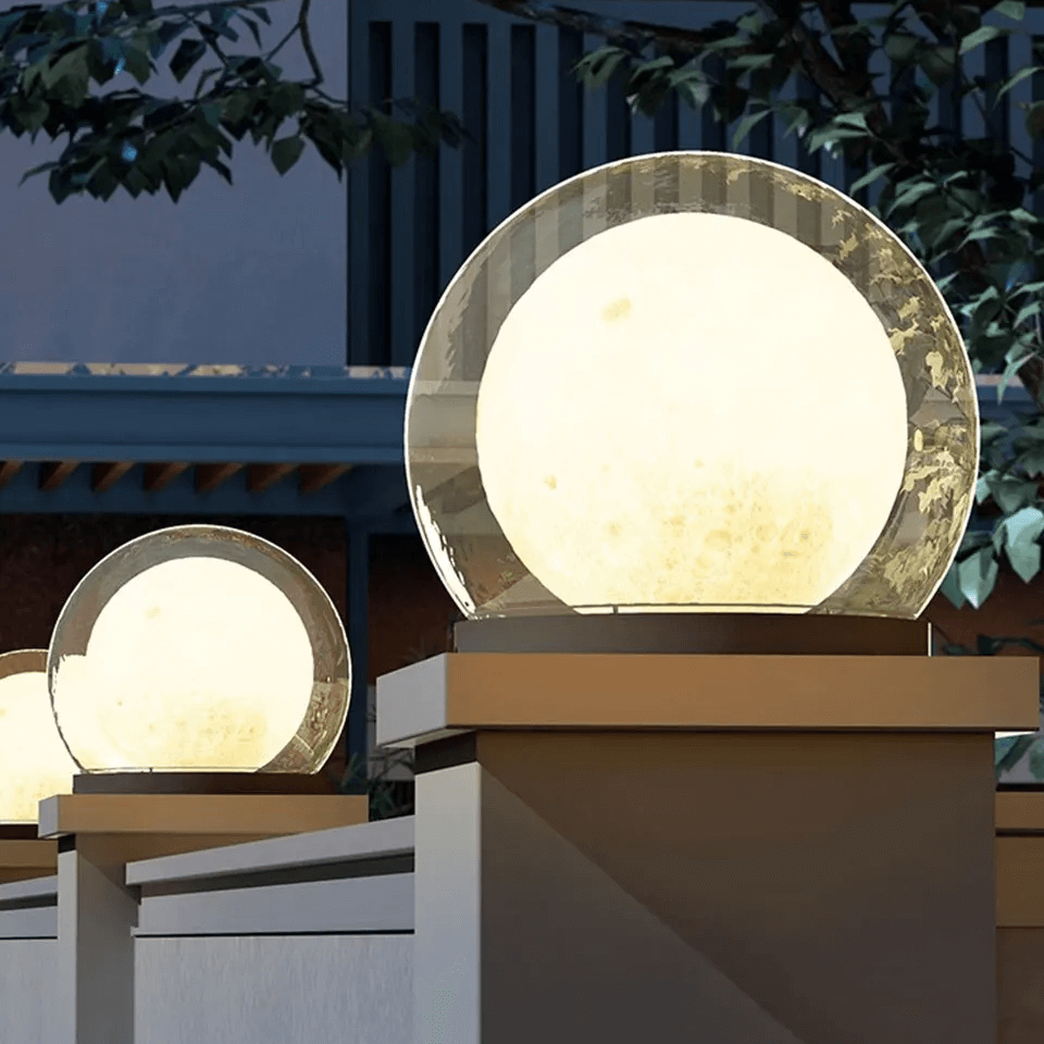 Solar Garden Light,Outdoor Pillar Lamp Post,Moon Shaped Decor