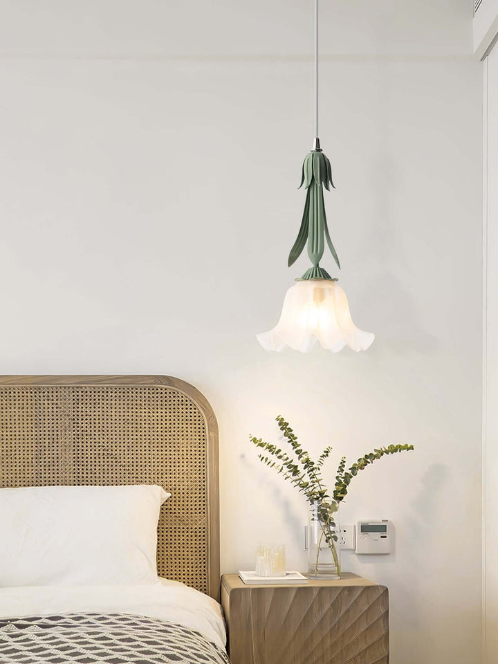 Elegant Flower Pendant Light